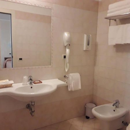 Albergo Ristorante Campanile Azzurro Villafranca Padovana 외부 사진